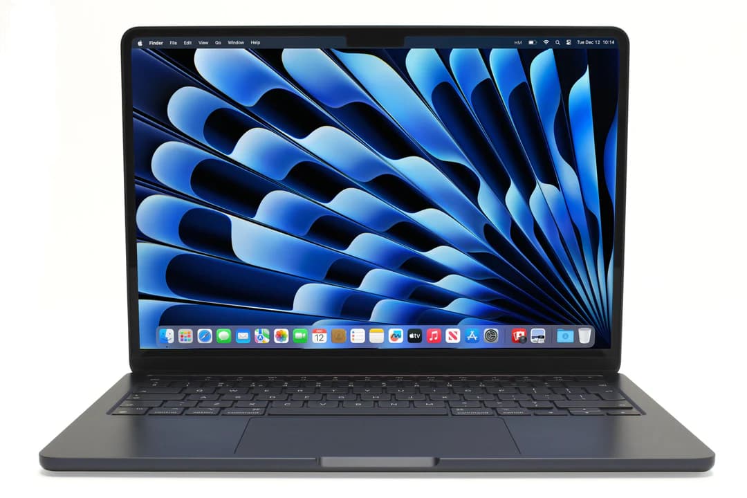 APPLE MACBOOK AİR 13" 16/1TB M5 MİDNİGHT