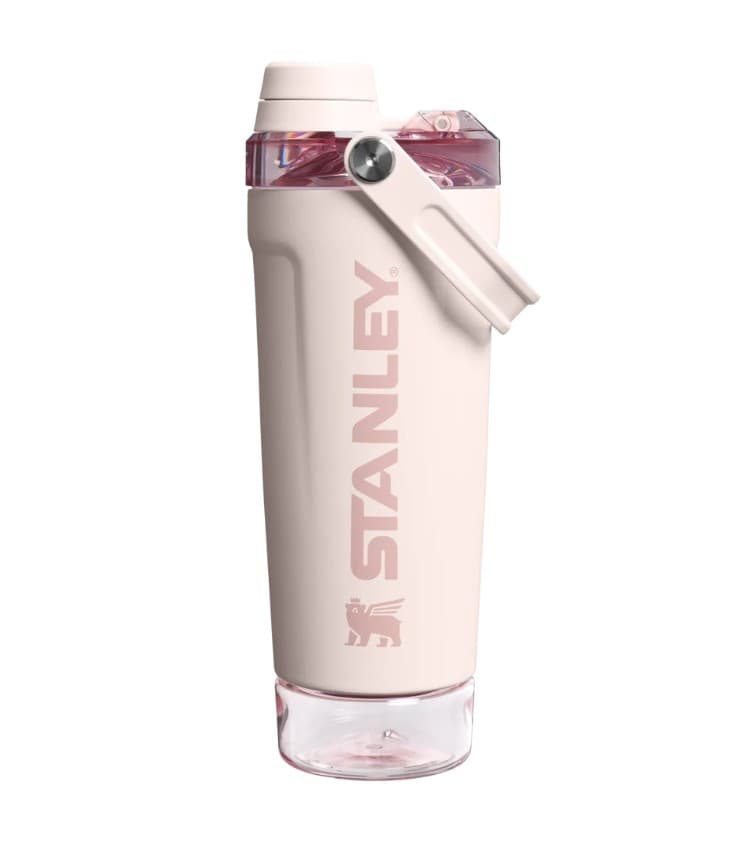 STANLEY THE VİTALİZE SHAKER BOTTLE 0.59L / 20OZ - ROSE QUARTZ