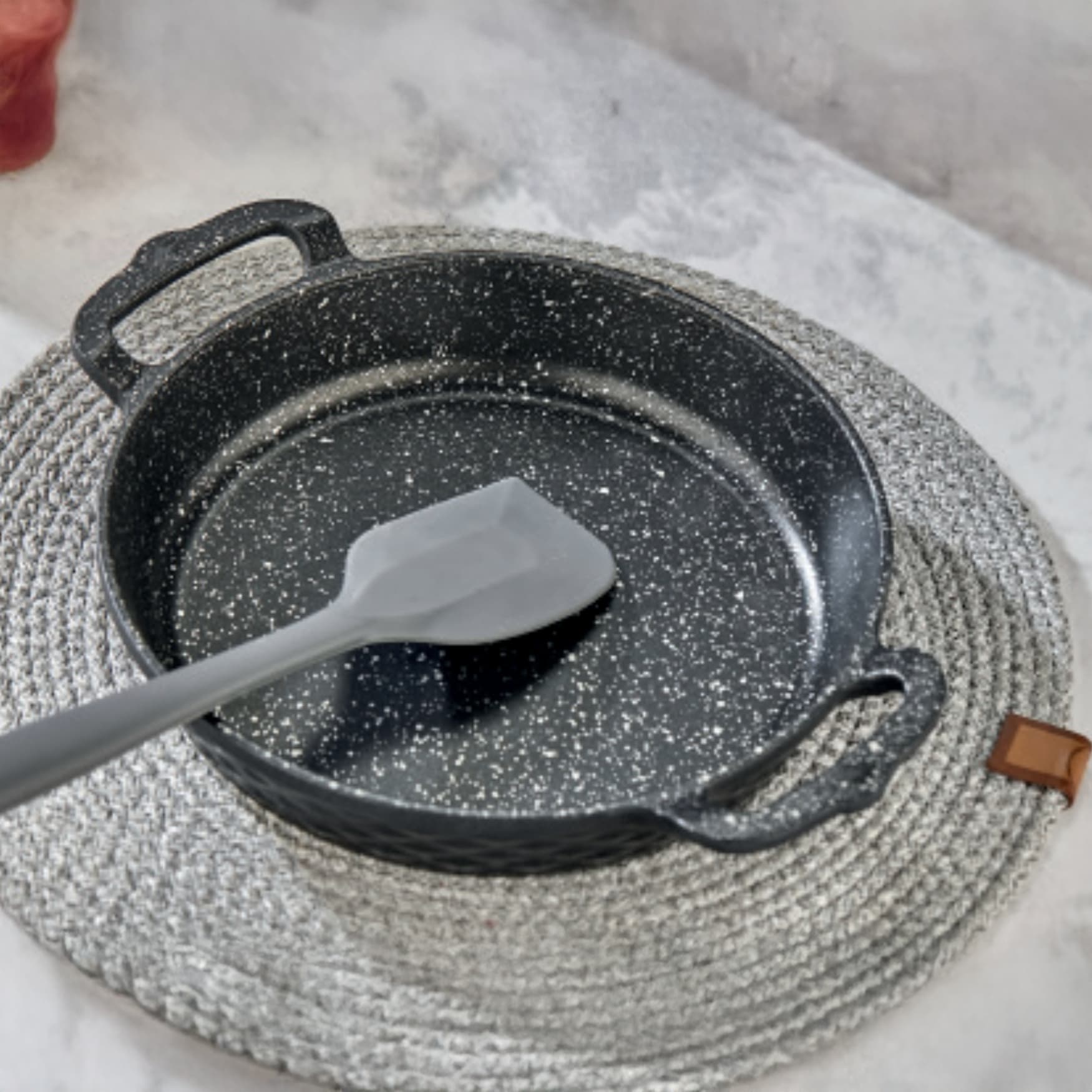POLOCHEF IRON DÖKÜM GRANİT SAHAN 24CM IDS-124