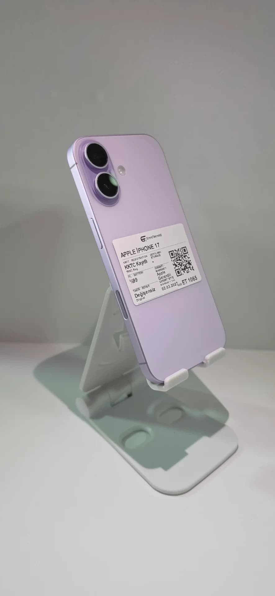 Apple iPhone 17